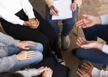 people-circle-group-therapy-session